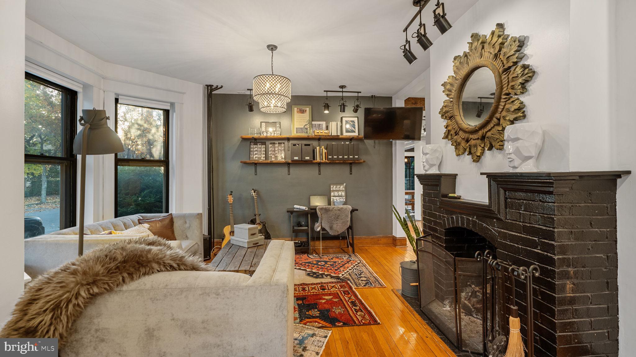 DOWNTOWN FREDERICK - Residential