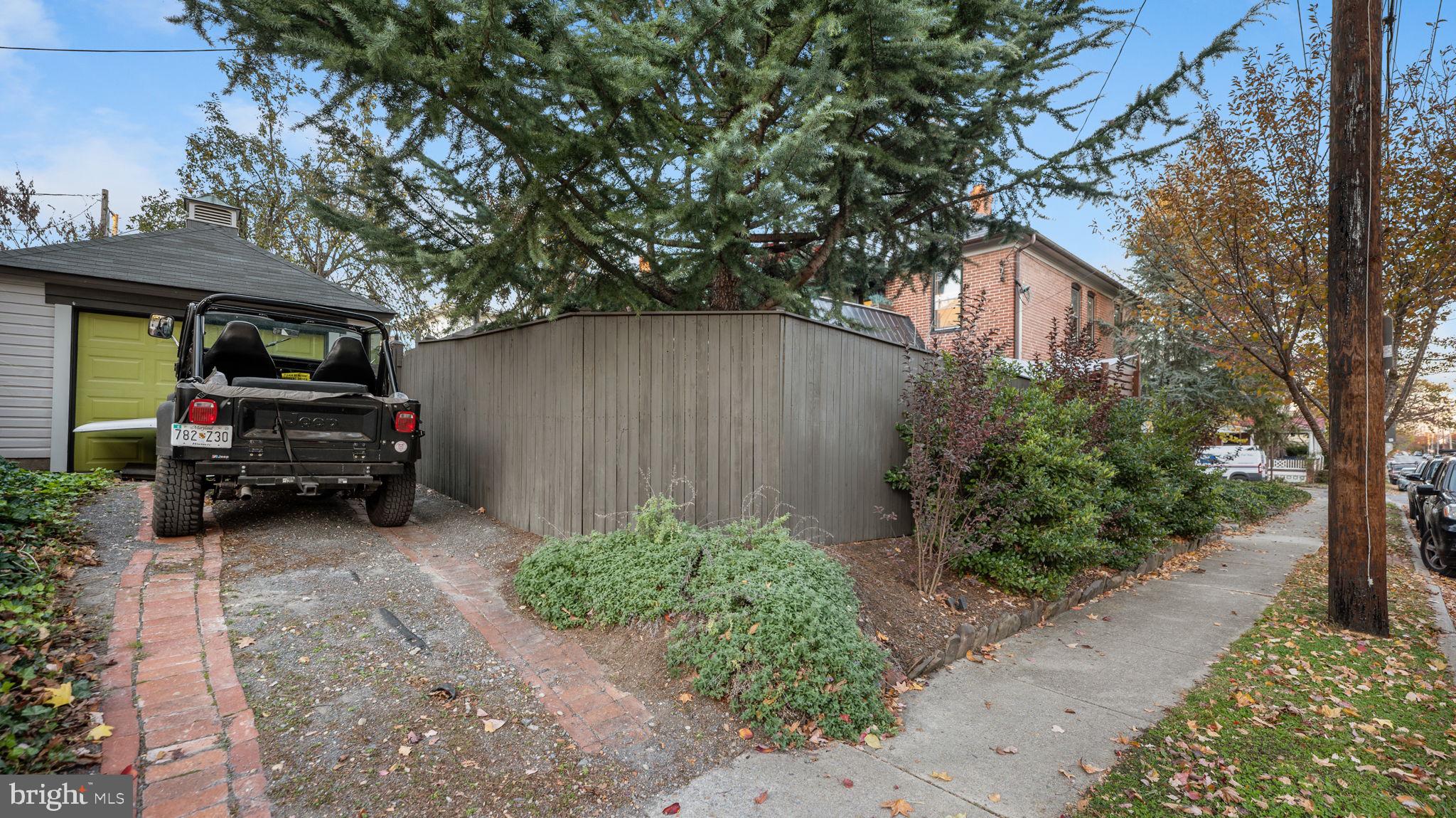 DOWNTOWN FREDERICK - Residential