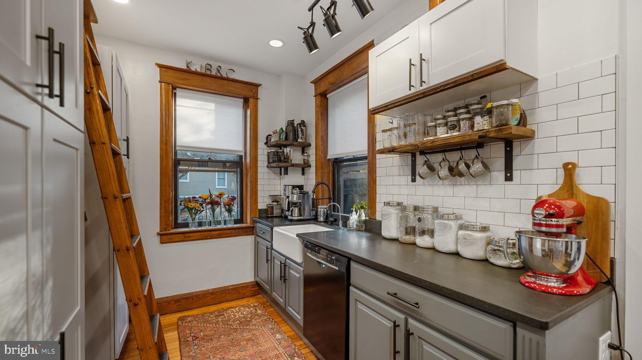 DOWNTOWN FREDERICK - Residential