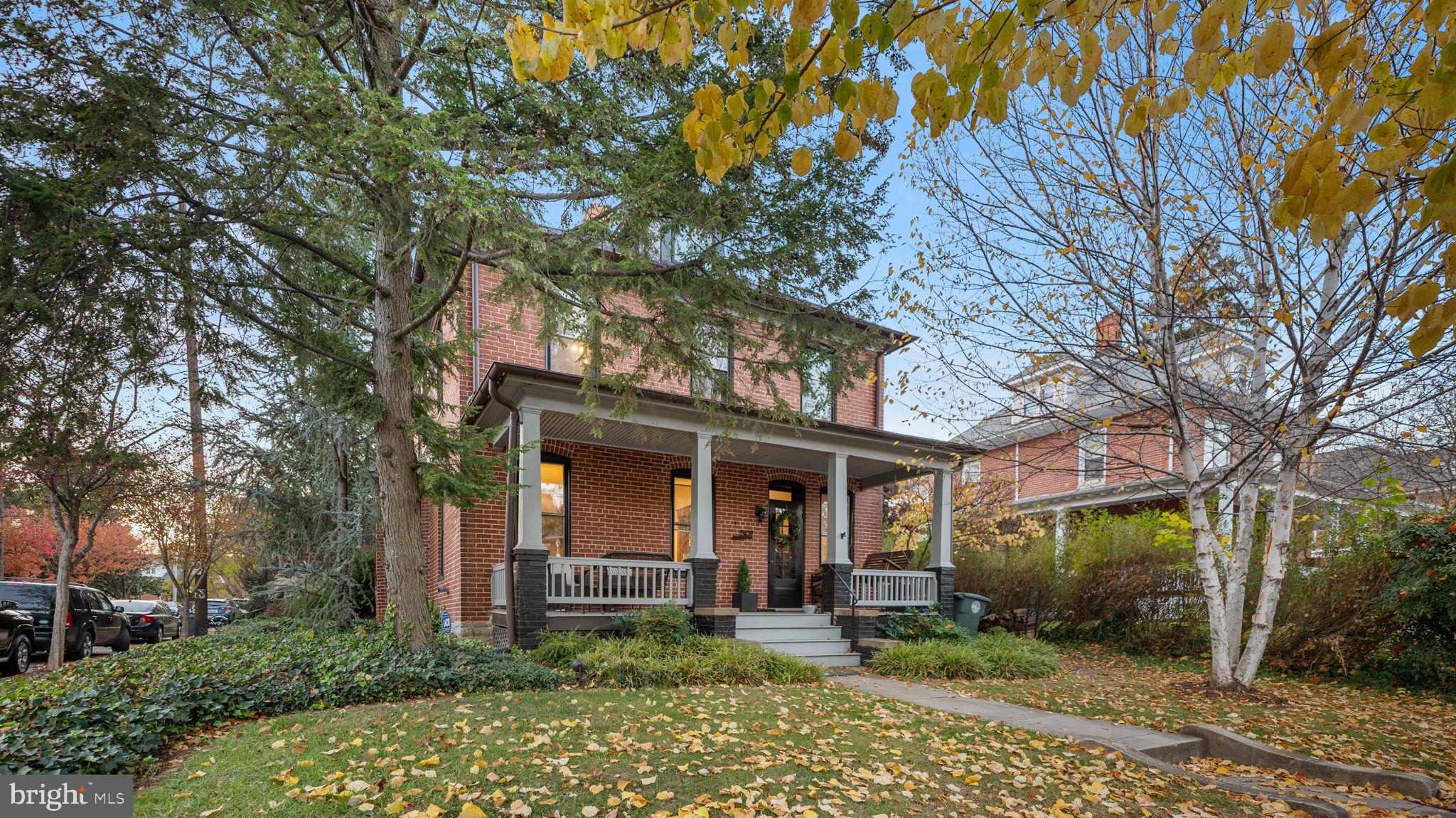 DOWNTOWN FREDERICK - Residential