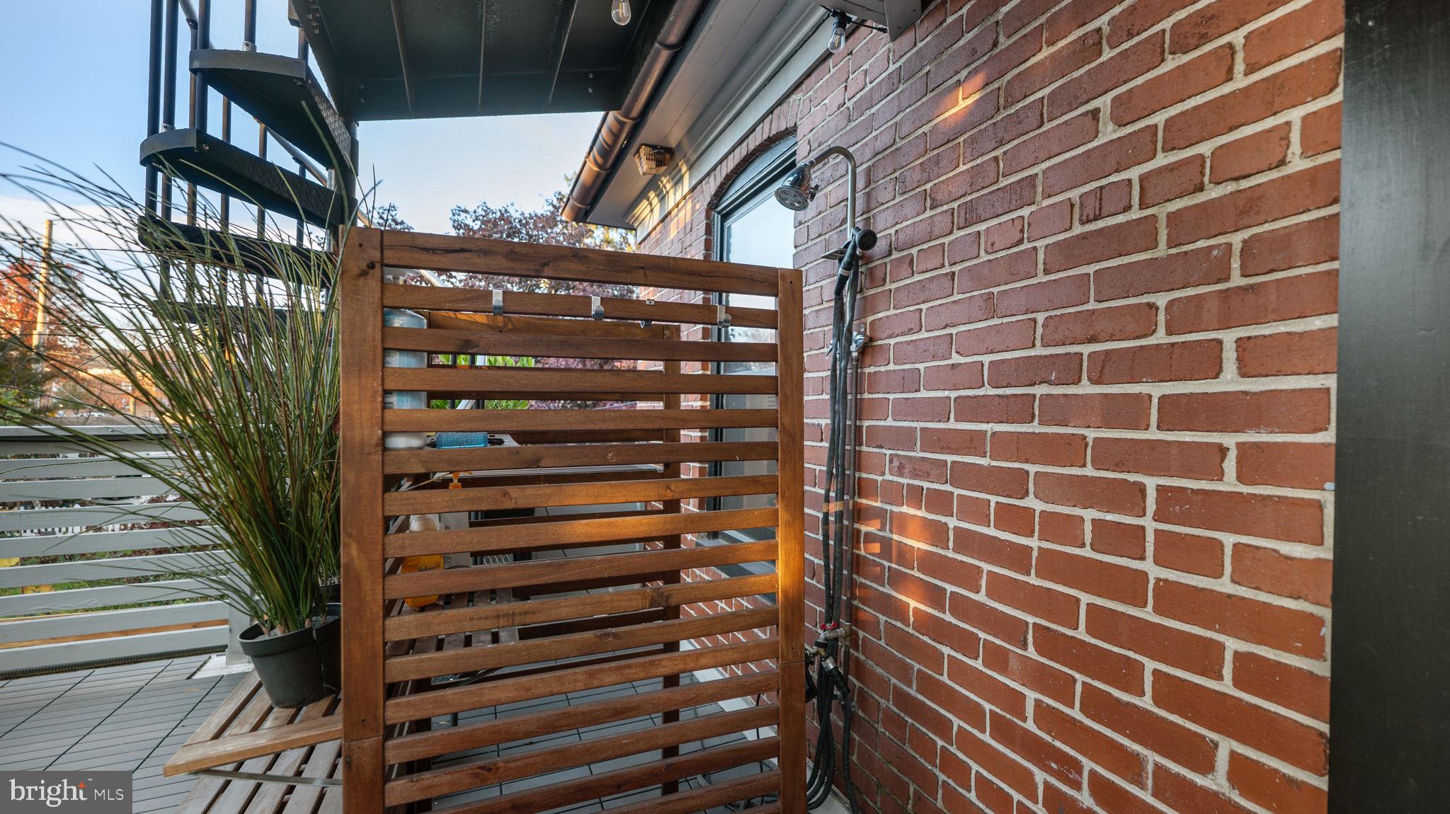 DOWNTOWN FREDERICK - Residential