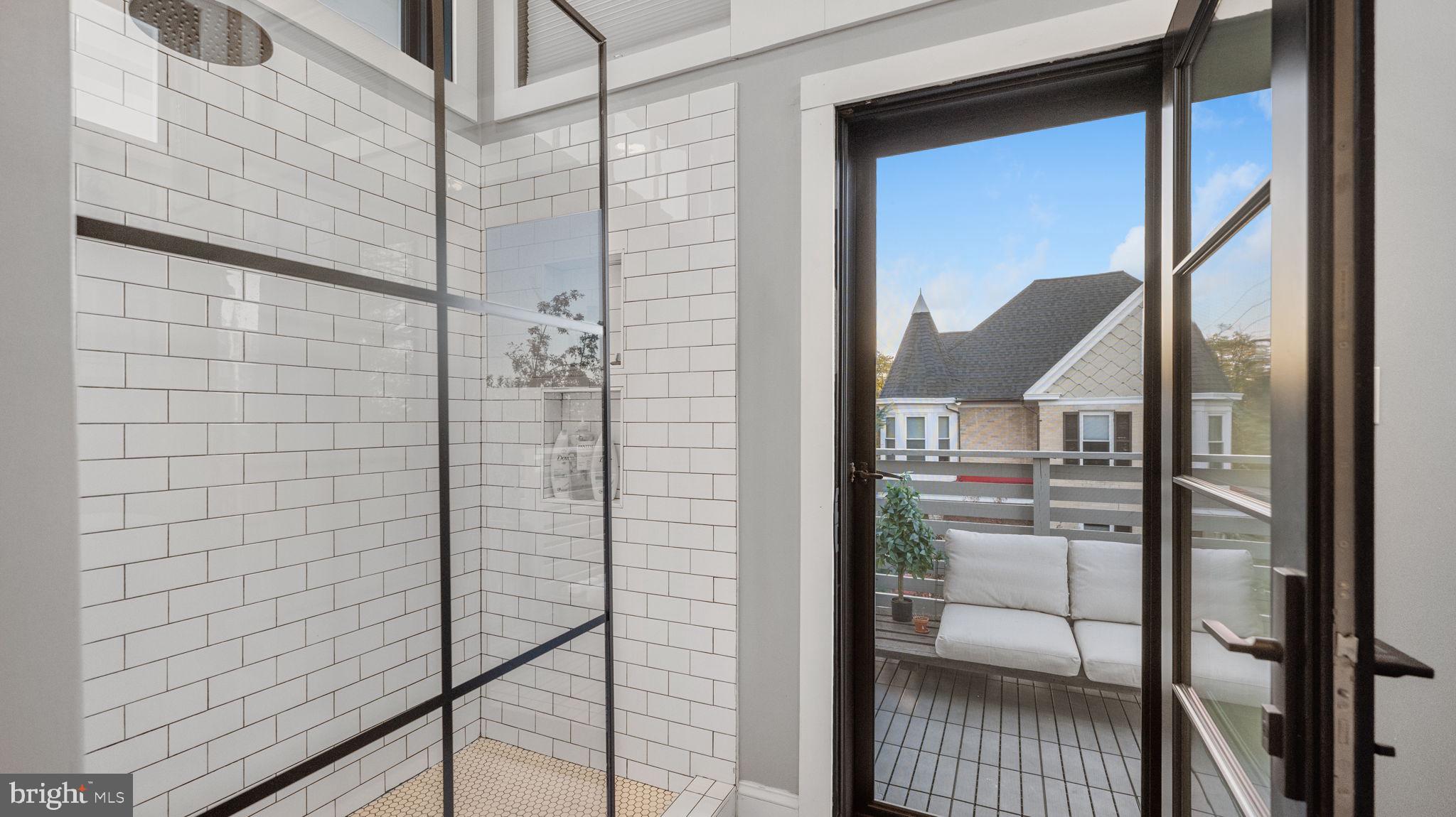 DOWNTOWN FREDERICK - Residential