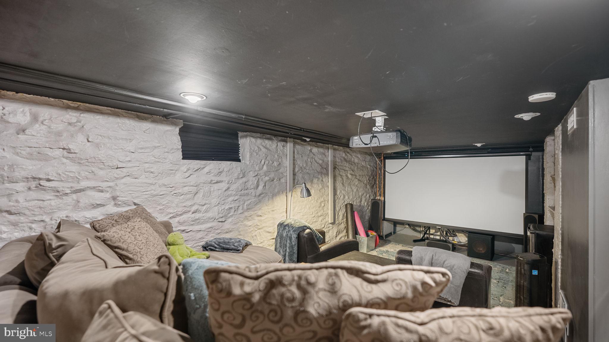 DOWNTOWN FREDERICK - Residential