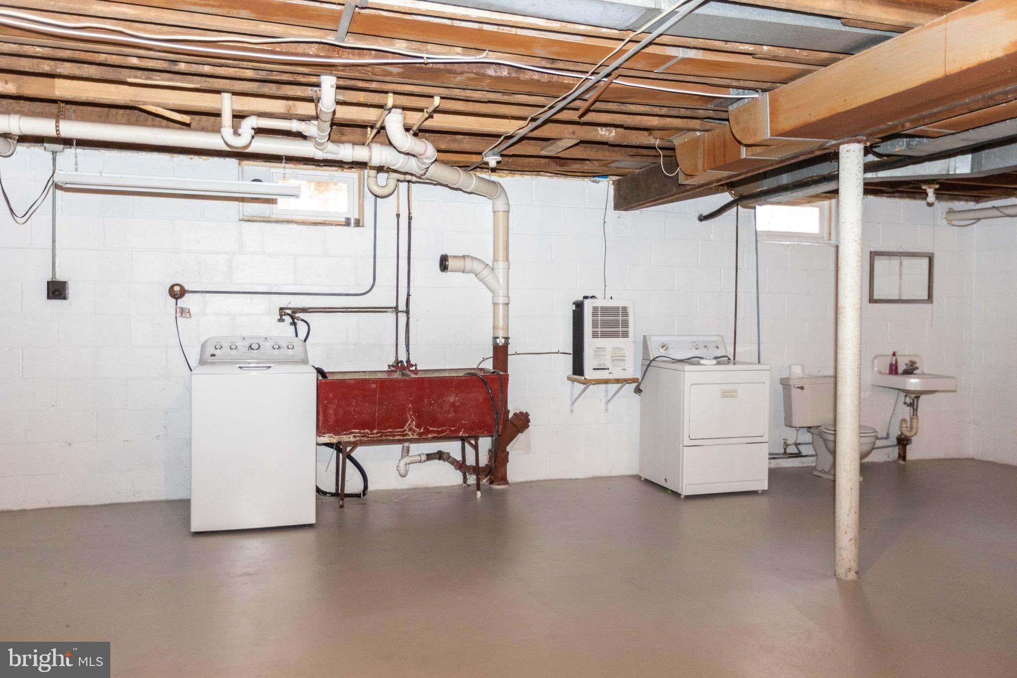 CAVES VALLEY - Residential