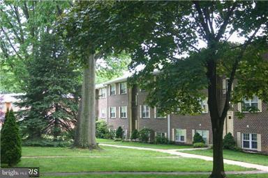 HICKORY HILLS - Residential