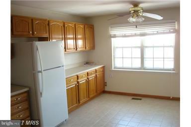 HICKORY HILLS - Residential