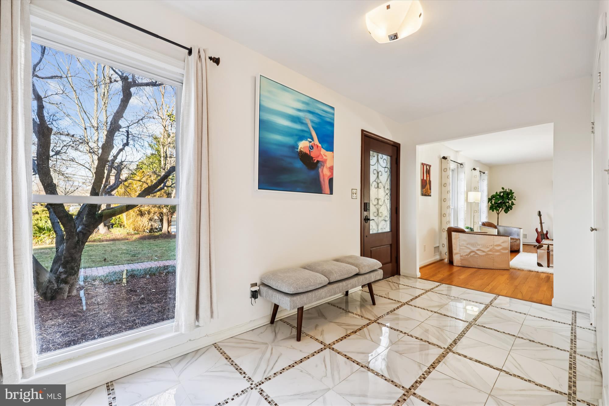 POTOMAC OUTSIDE - Residential