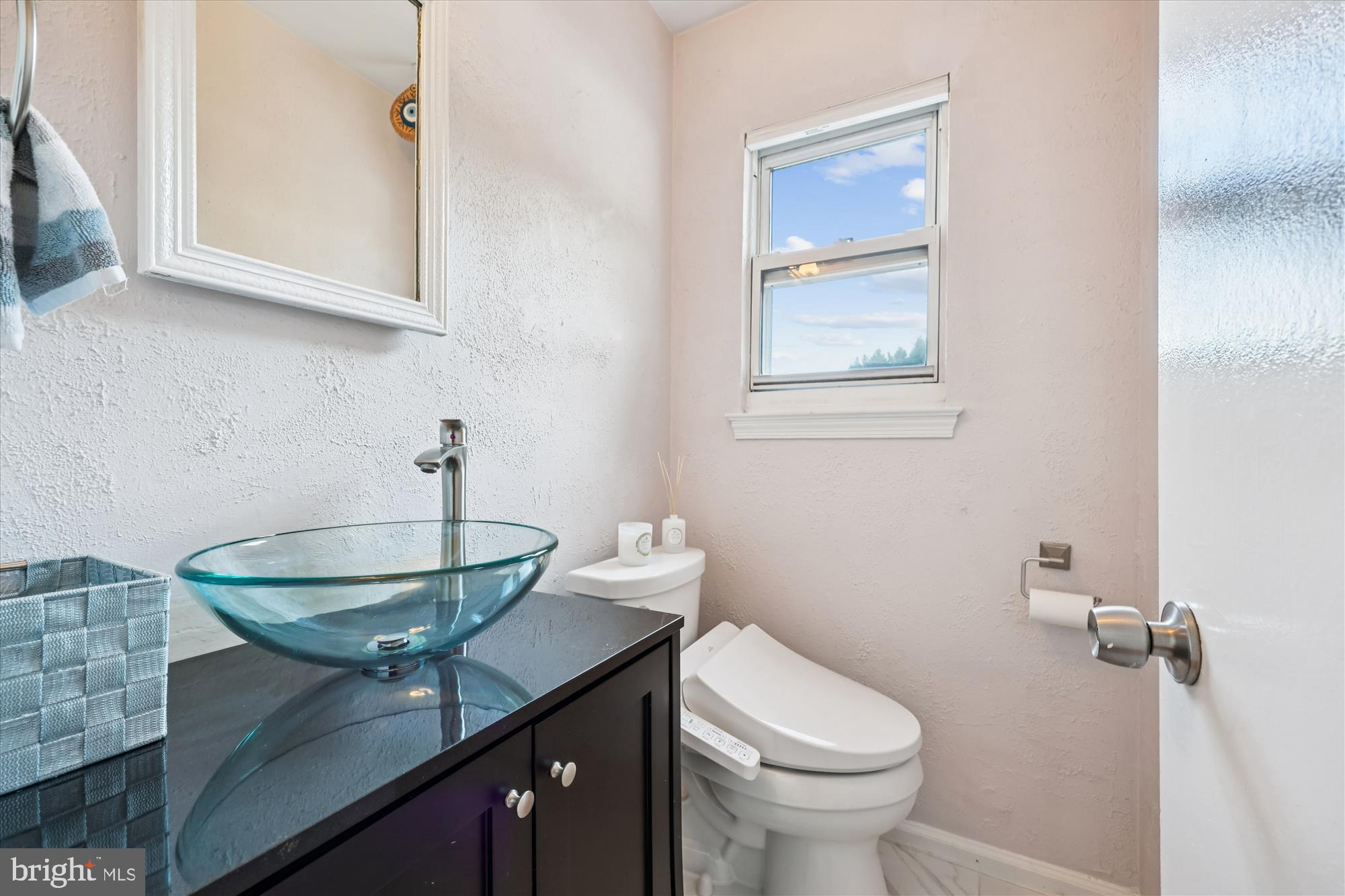 POTOMAC OUTSIDE - Residential