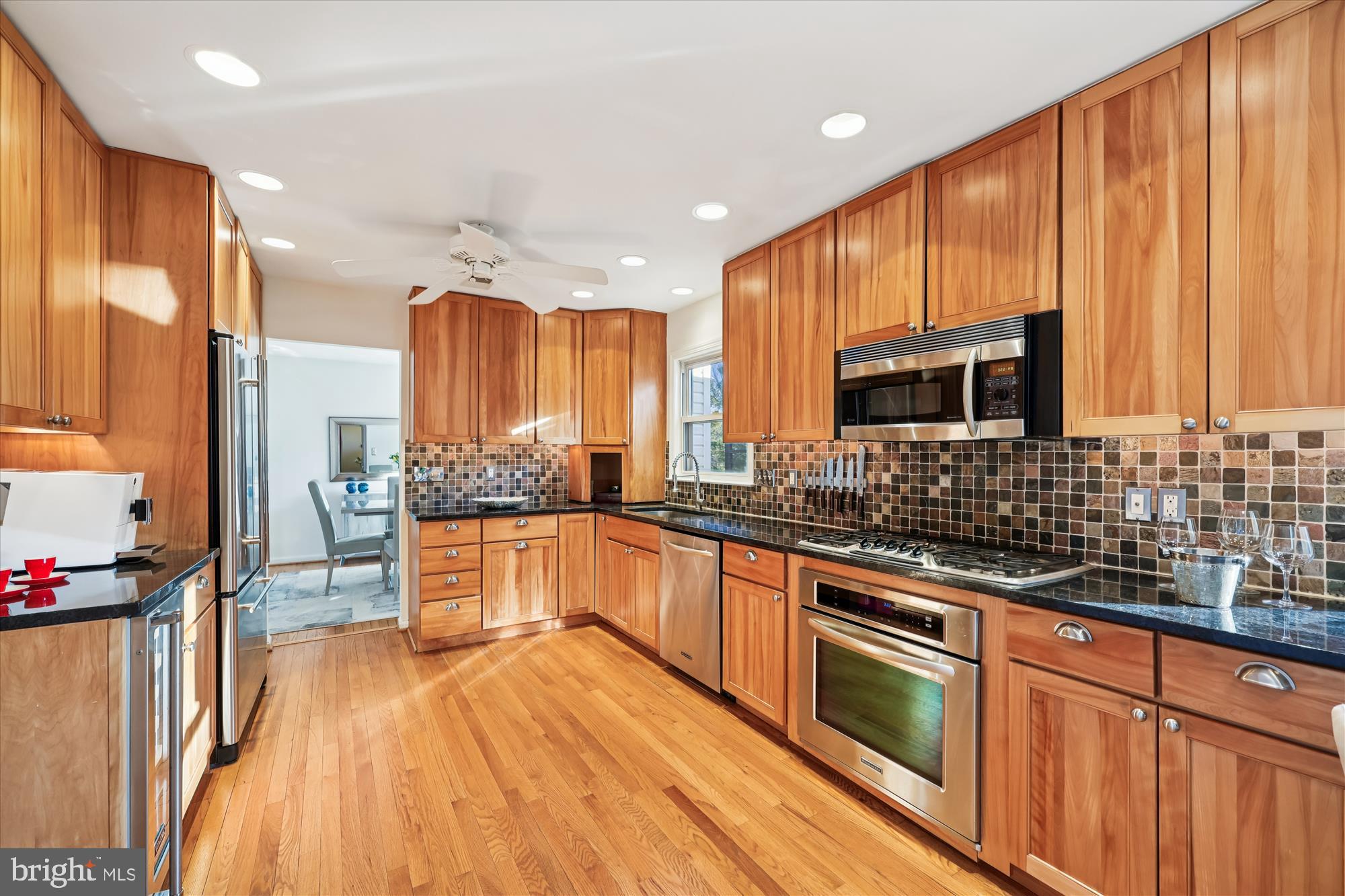 POTOMAC OUTSIDE - Residential