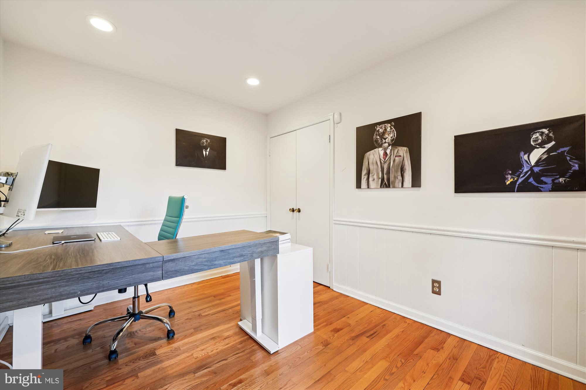 POTOMAC OUTSIDE - Residential