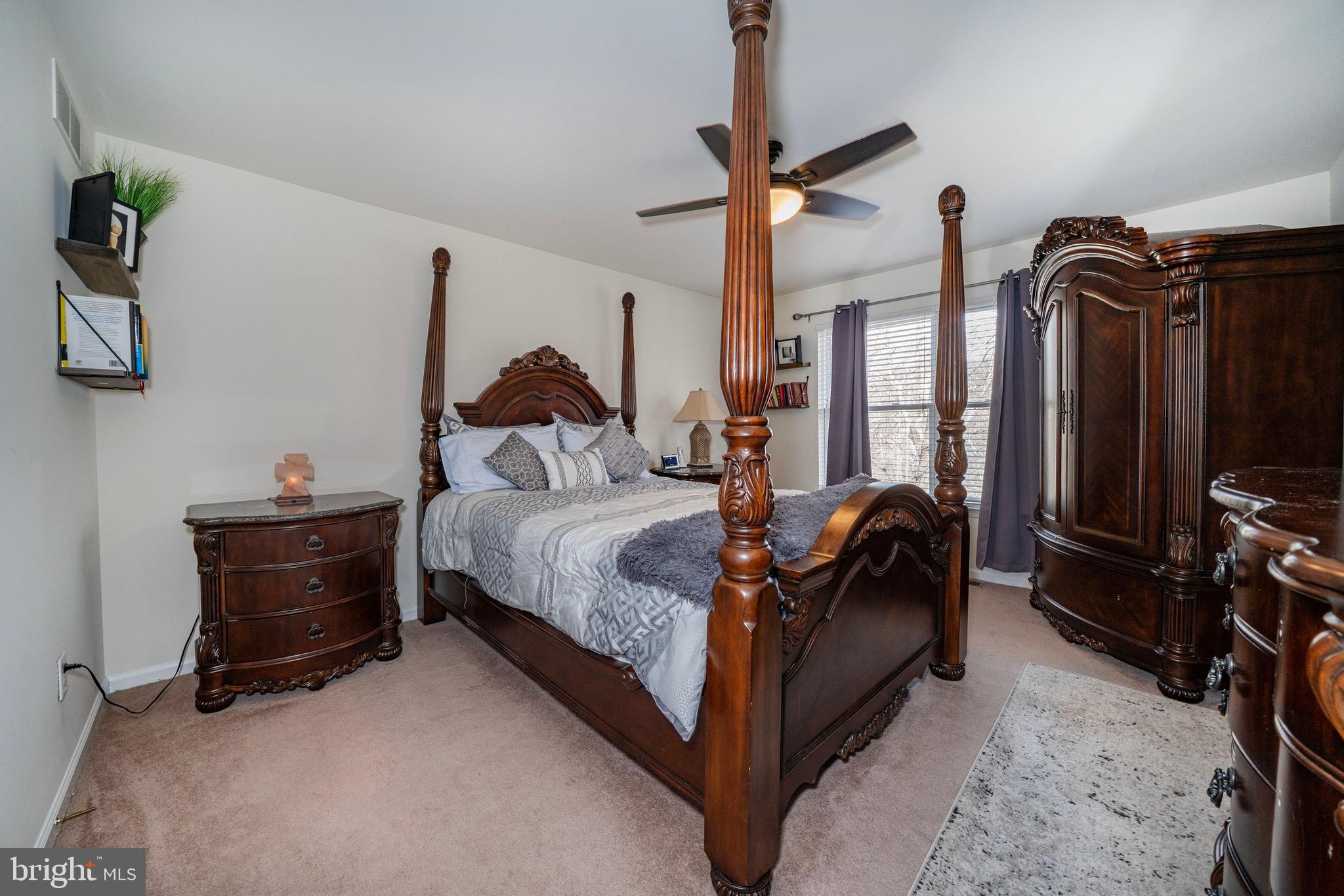 LINDEN WAY - Residential