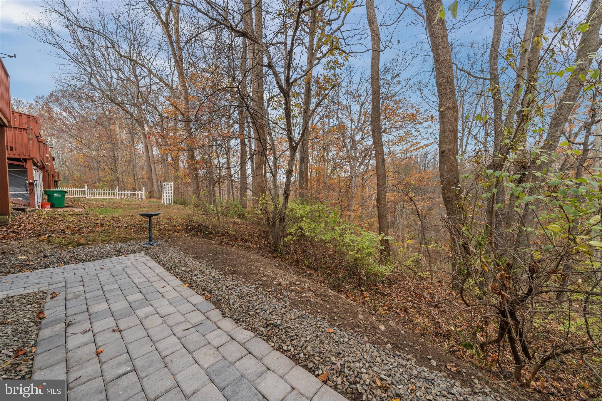 LINDEN WAY - Residential