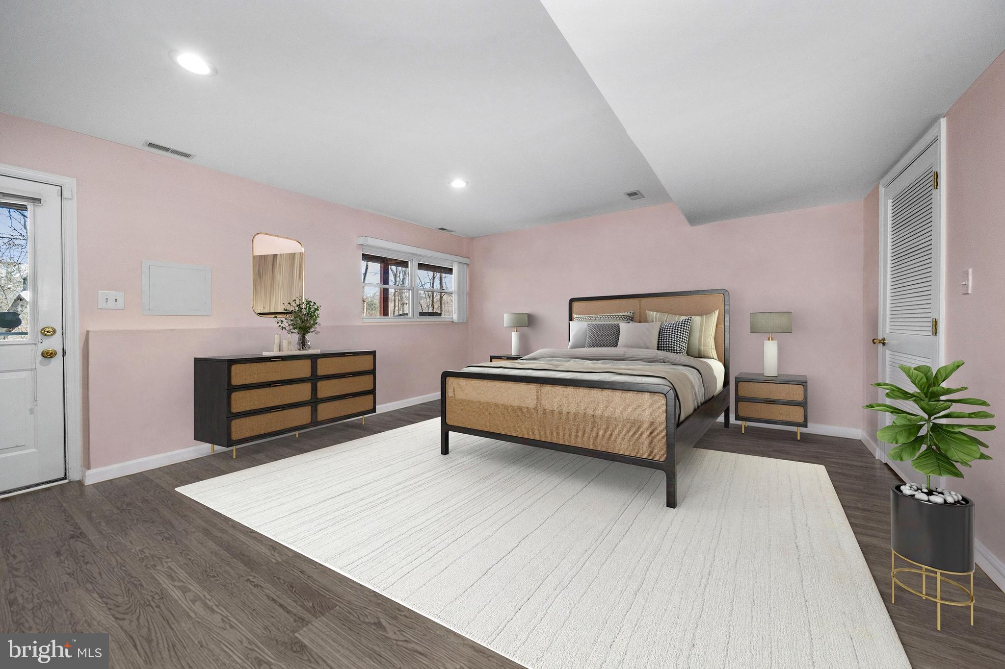 LINDEN WAY - Residential