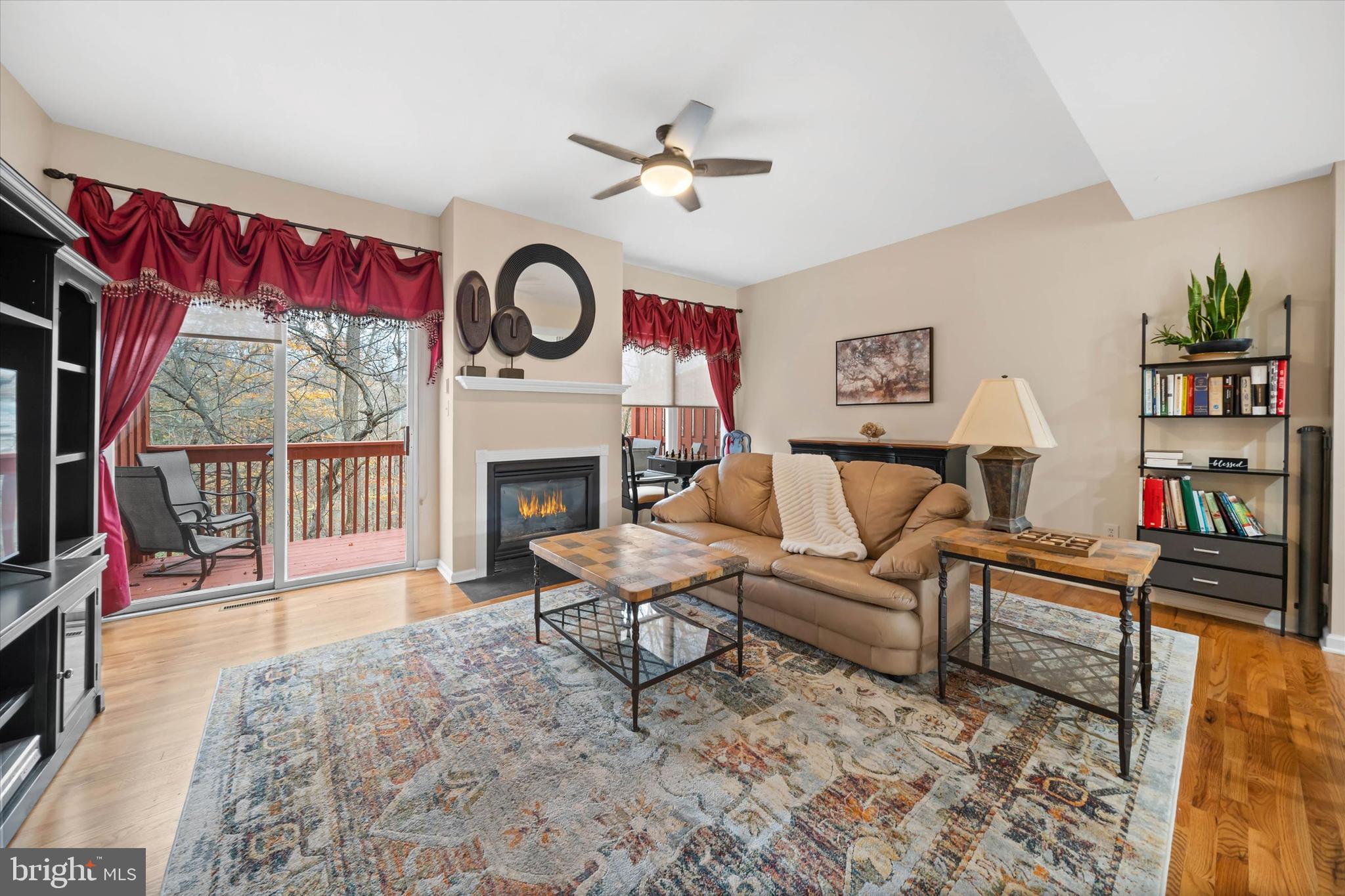 LINDEN WAY - Residential