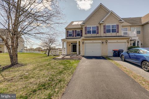 Townhouse For Sale - 156 Springfield Circle<br/> MIDDLETOWN, DE 19709