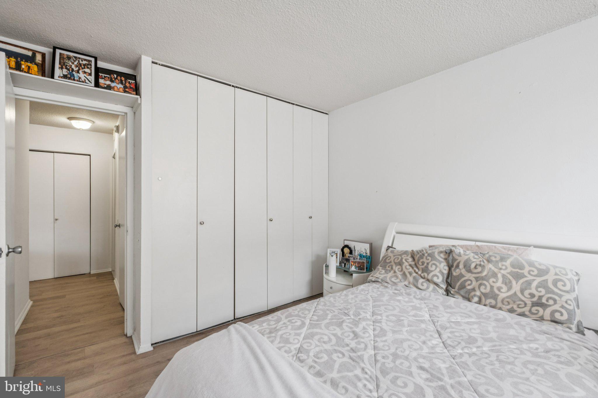 AVENUE OF THE ARTS - Residential