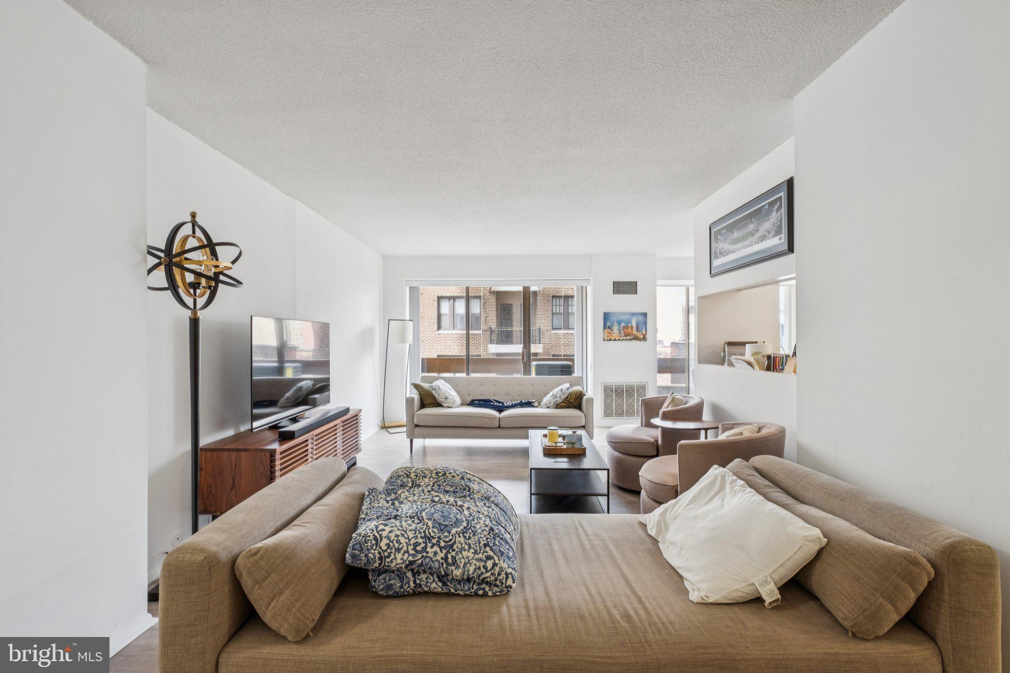 1326 SPRUCE STREET 42 903