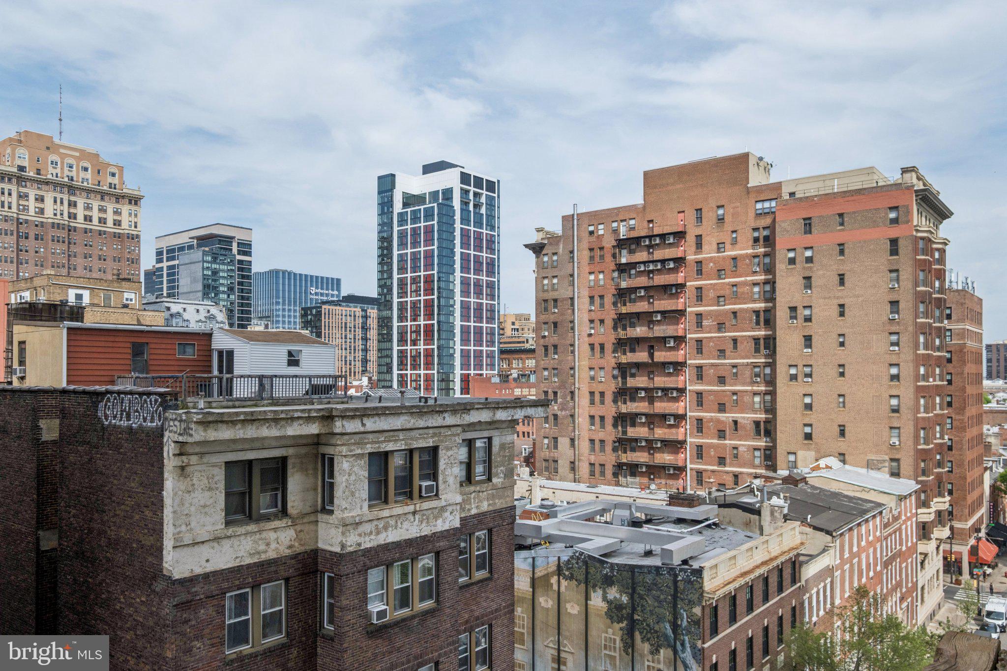 AVENUE OF THE ARTS - Residential