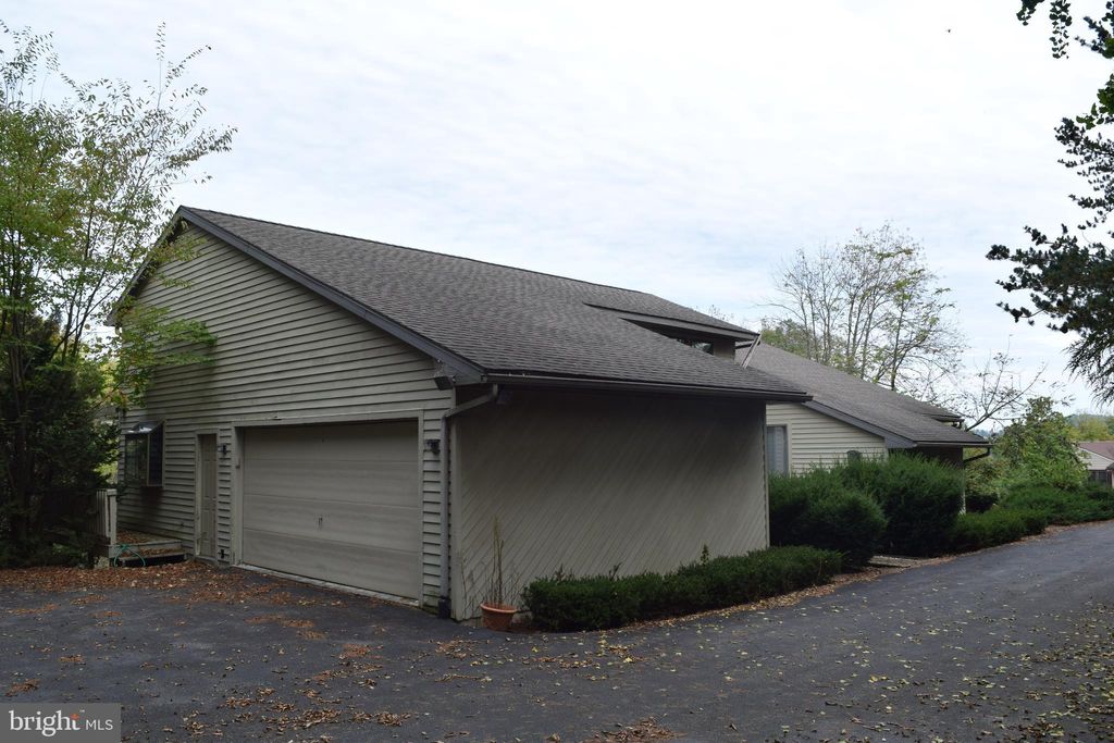 Photo of 116 Clubhouse Drive, BERNVILLE, PA 19506 (MLS # PABK2064102)