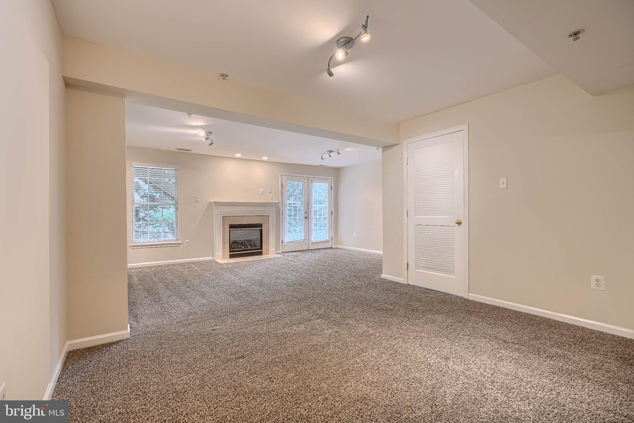 9710 REDWING DRIVE 9710
