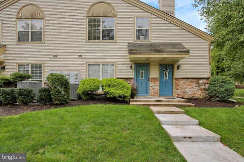 Condo For Sale - 607 Foxcroft Circle #CONDO 607<br/> ROYERSFORD, PA 19468