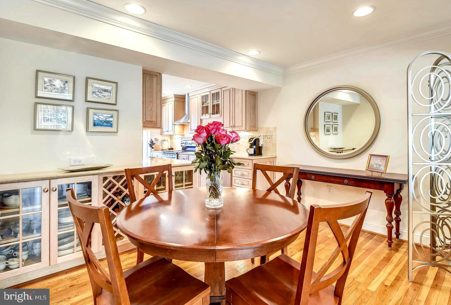 OAKWOOD - Residential