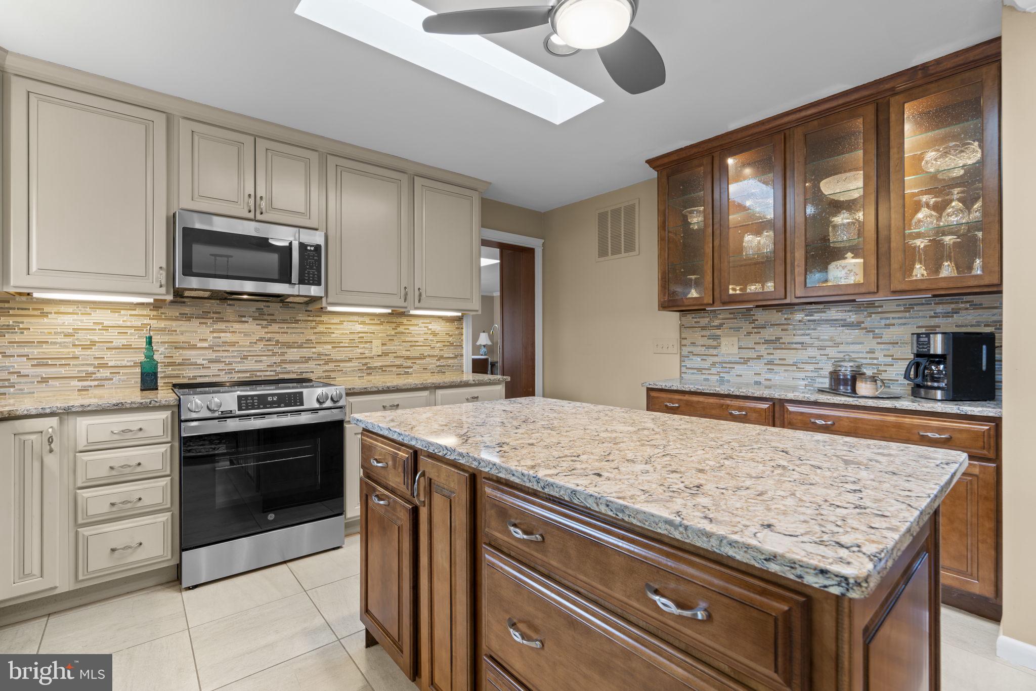 EVERGREEN VALLEY ESTATES - Residential