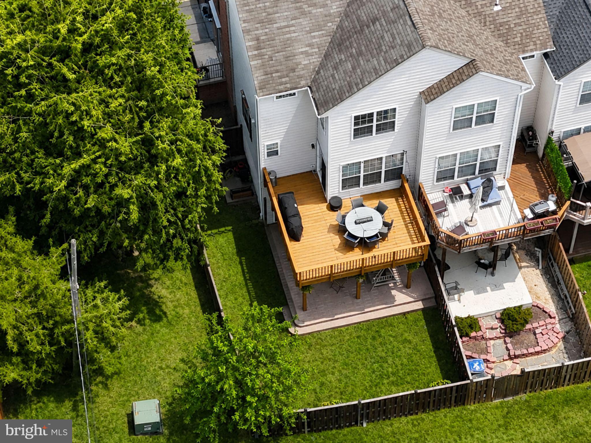 599 EDMONTON TERRACE NE