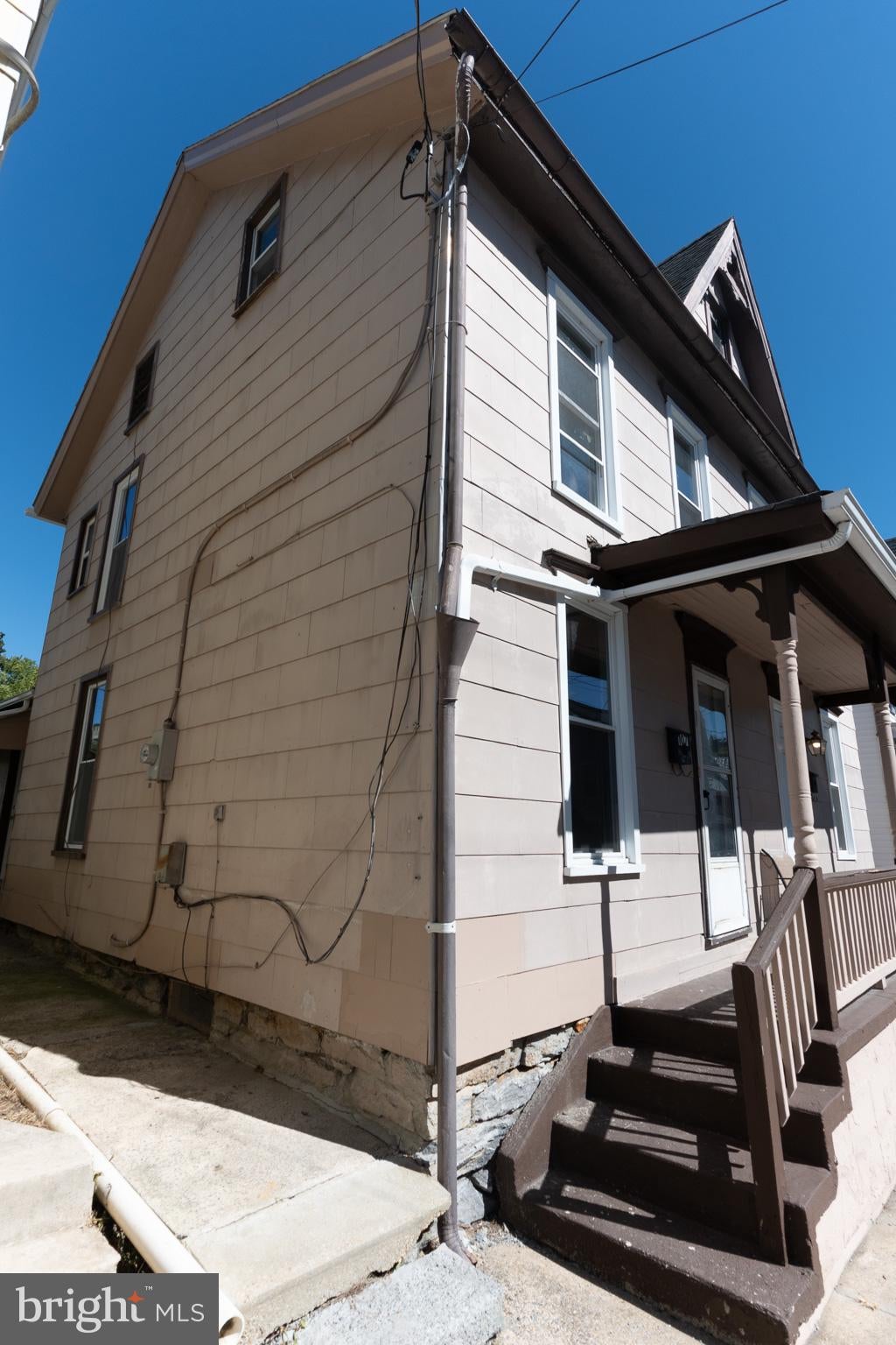 107-109 E NORTH STREET