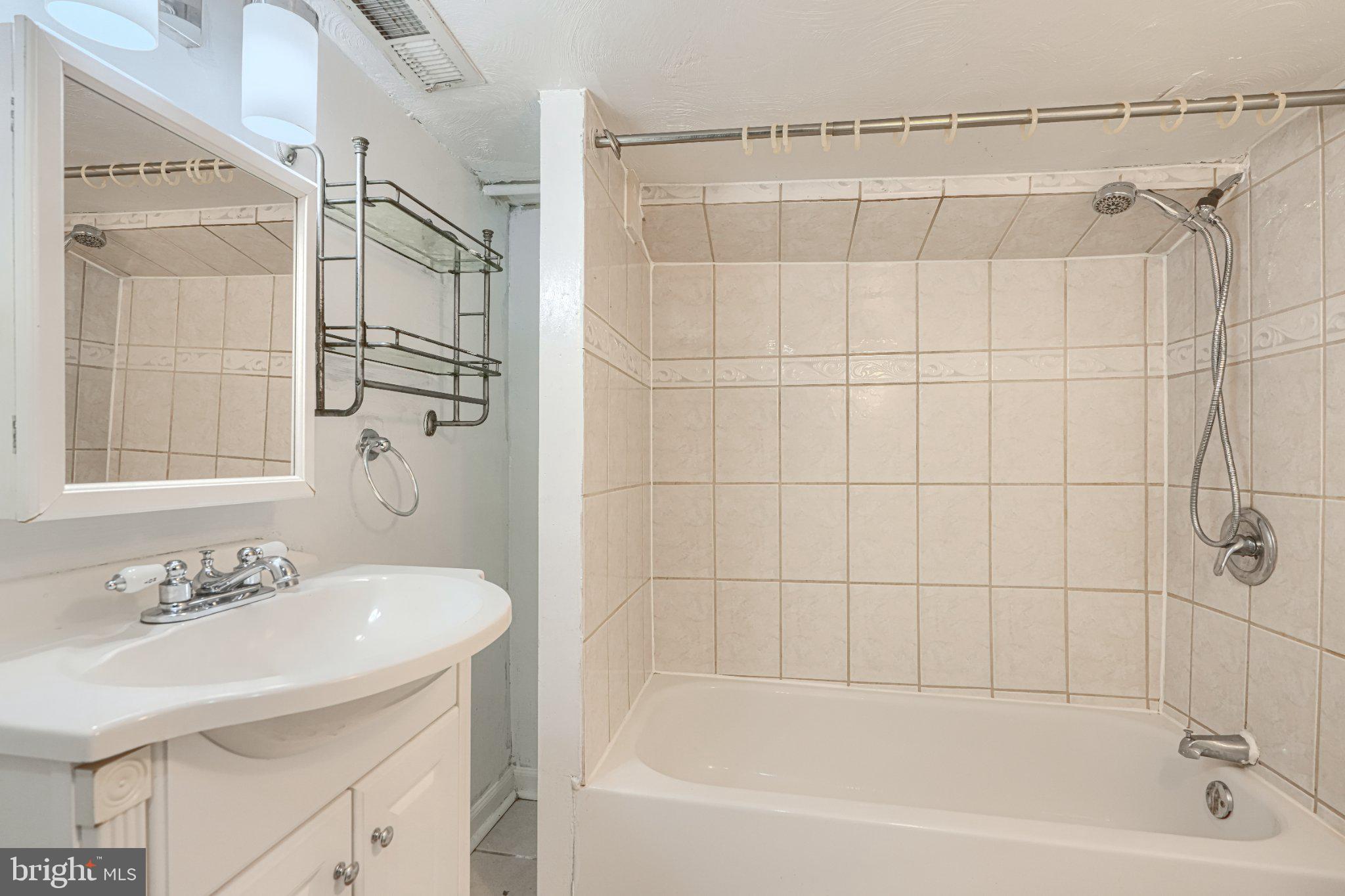 RIDGELY'S DELIGHT - Residential