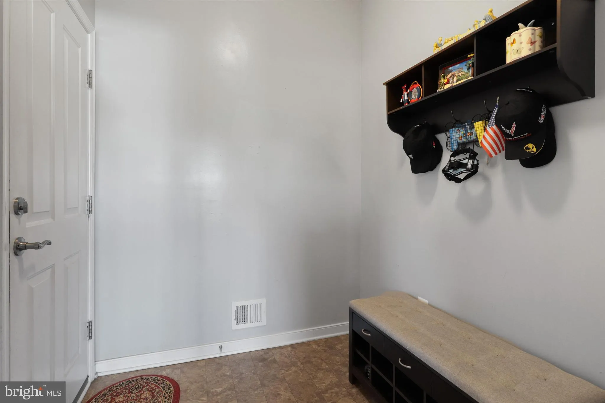 Spotsylvania, Virginia 22553, United States, 4 Bedrooms Bedrooms, ,4 BathroomsBathrooms,Residential,Pending,34780