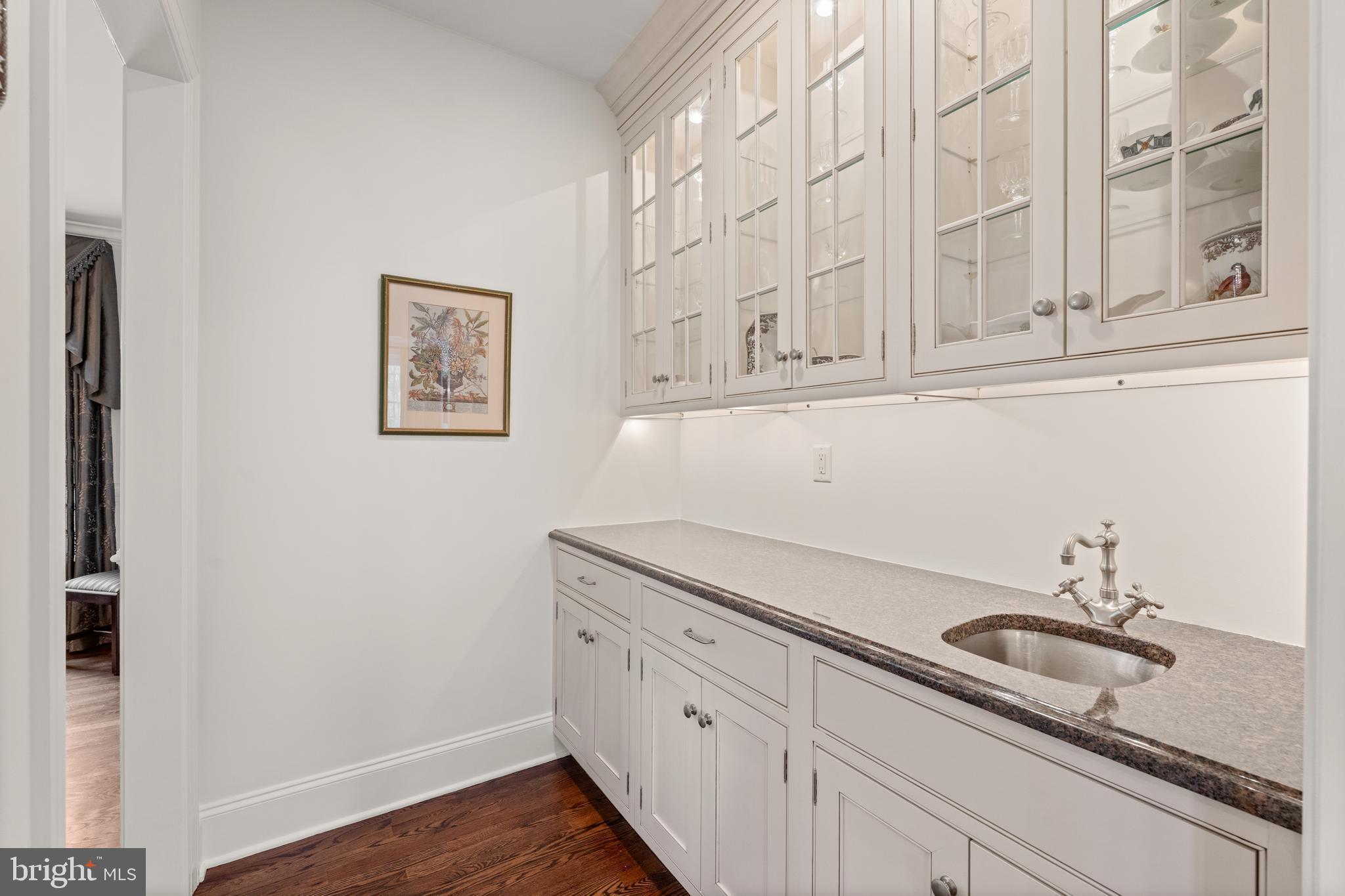 CLAREMONT - Residential