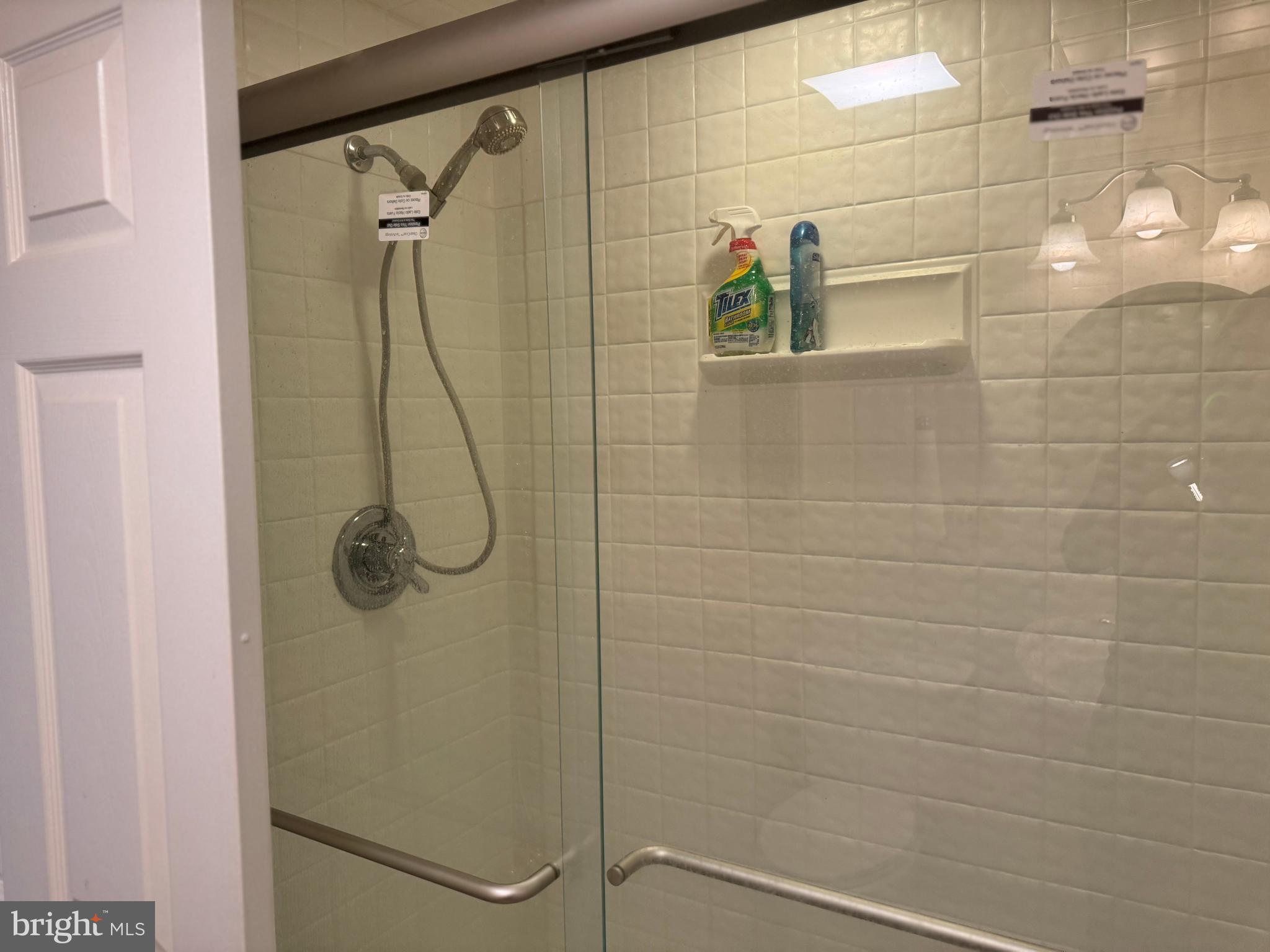 FREETOWN VILLAGE - Residential Lease