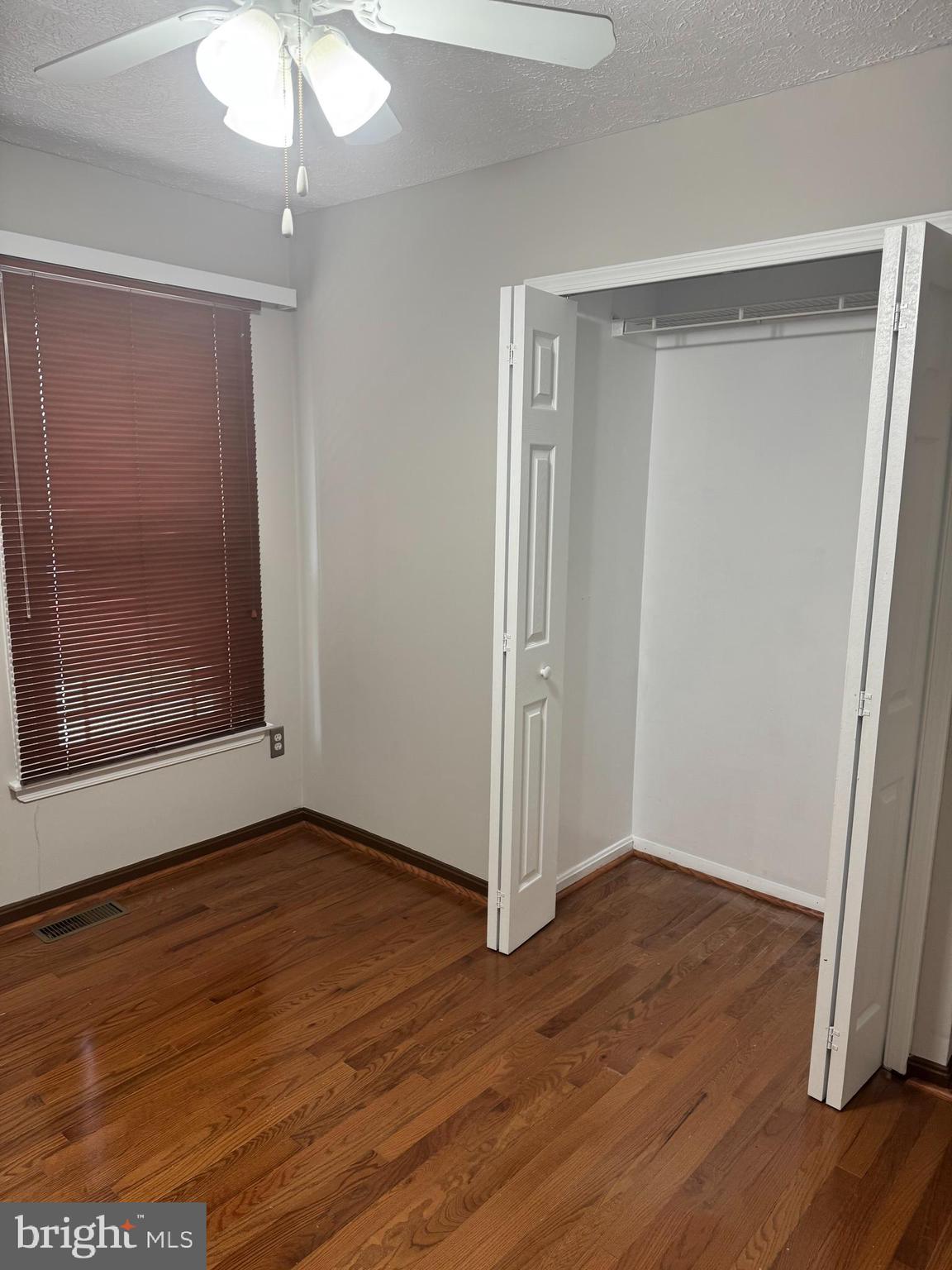 FREETOWN VILLAGE - Residential Lease