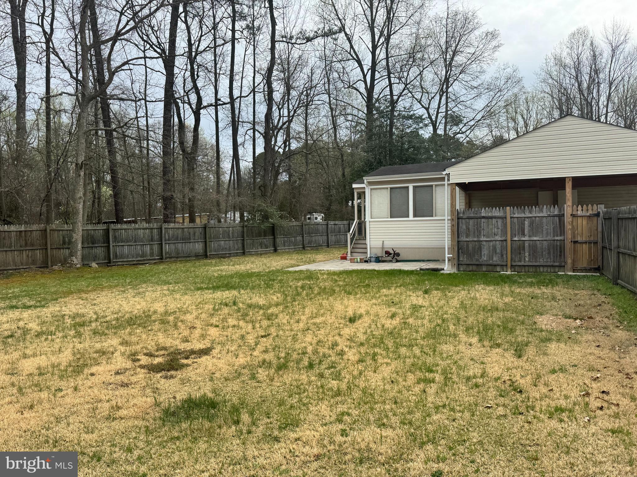 FREETOWN VILLAGE - Residential Lease