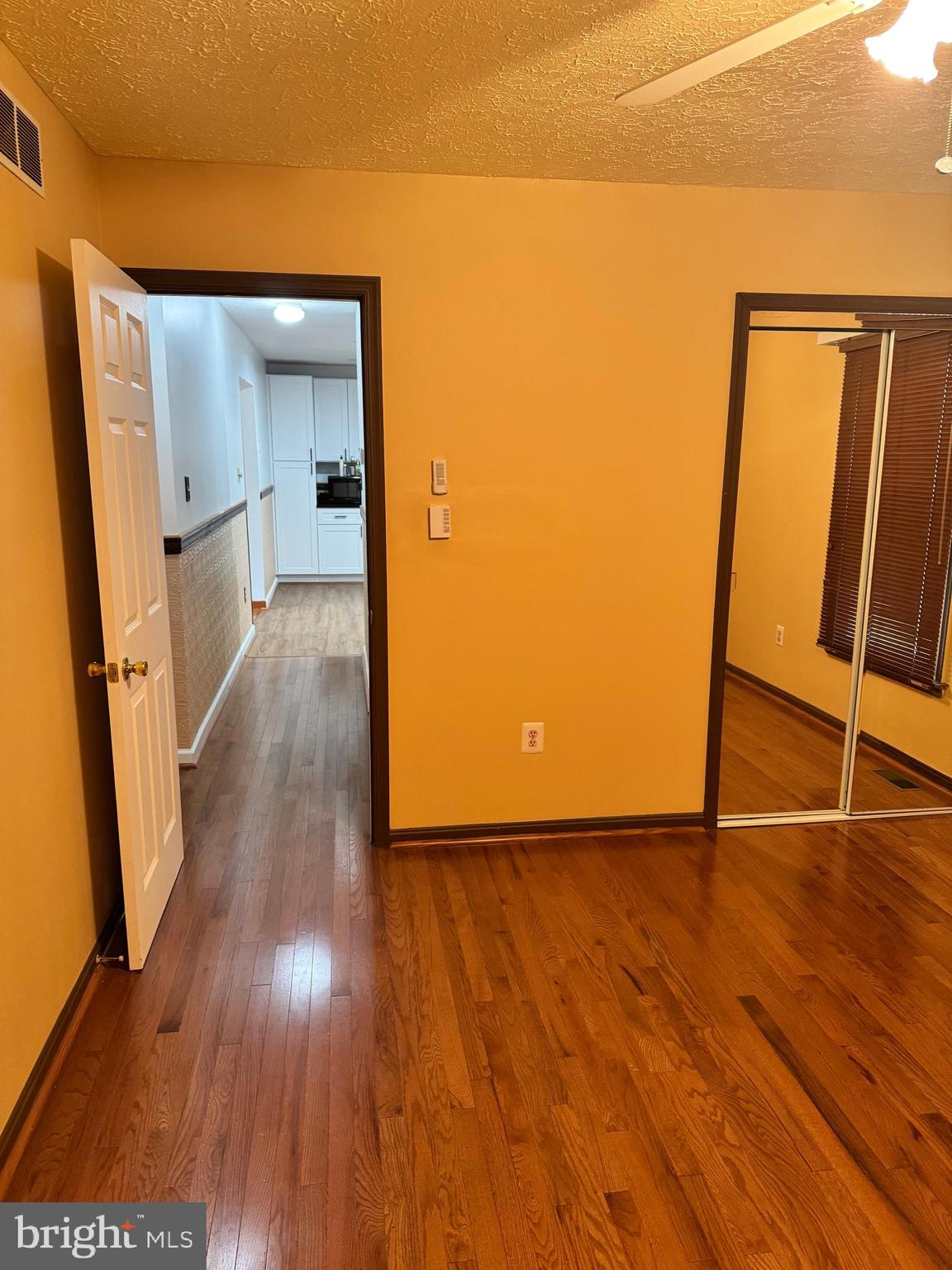 FREETOWN VILLAGE - Residential Lease