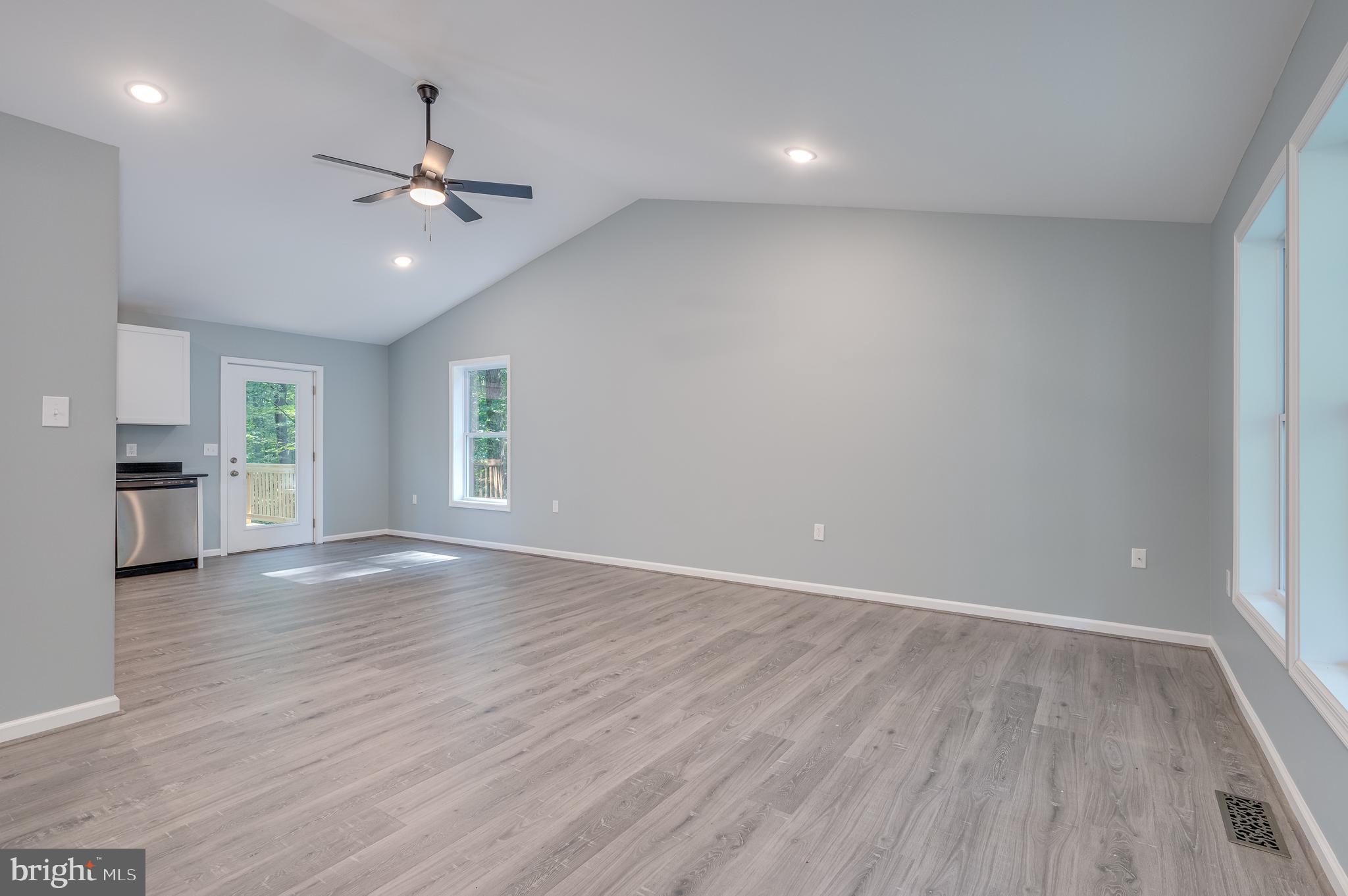 SHANNONDALE - Residential