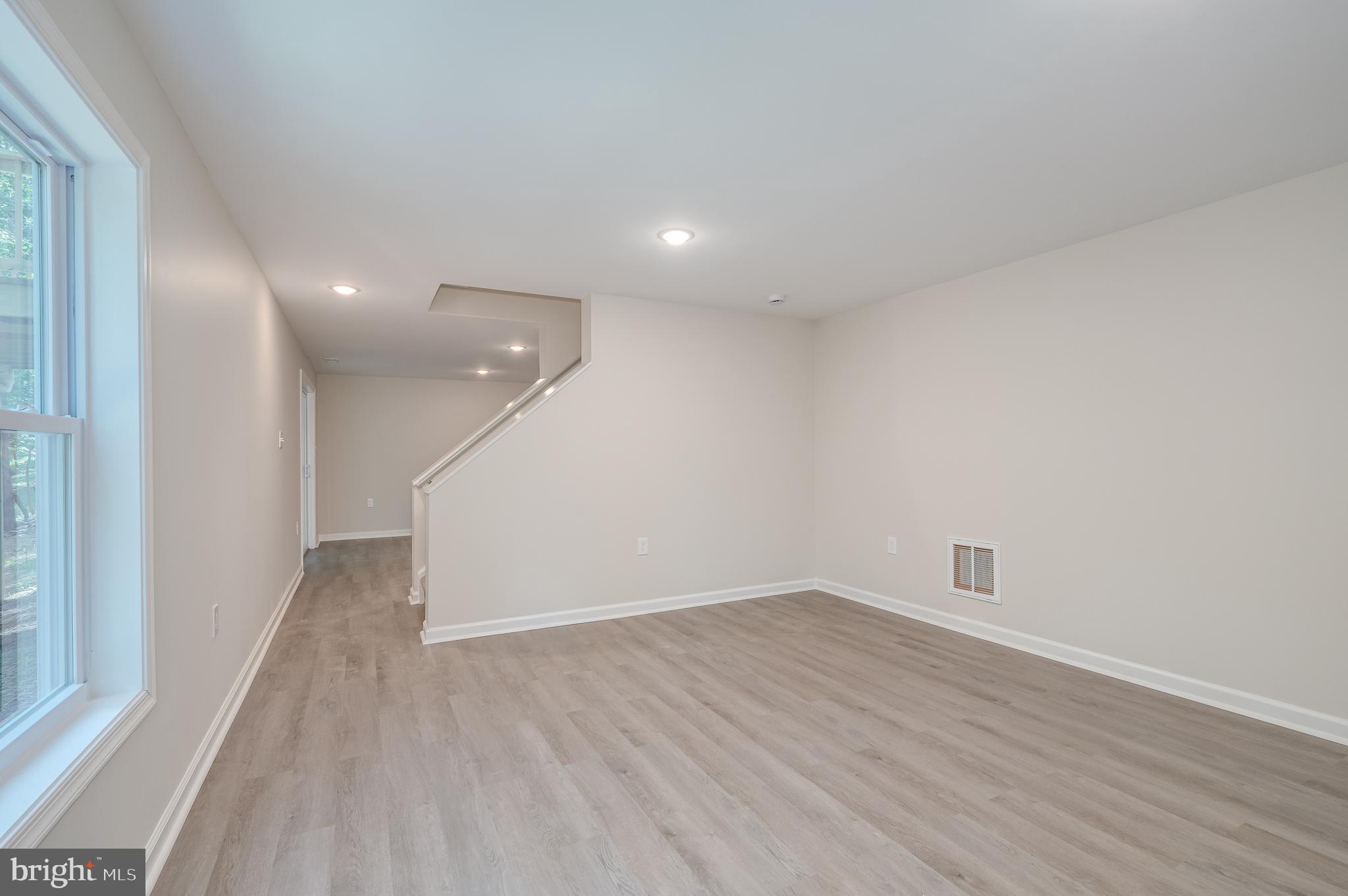 SHANNONDALE - Residential