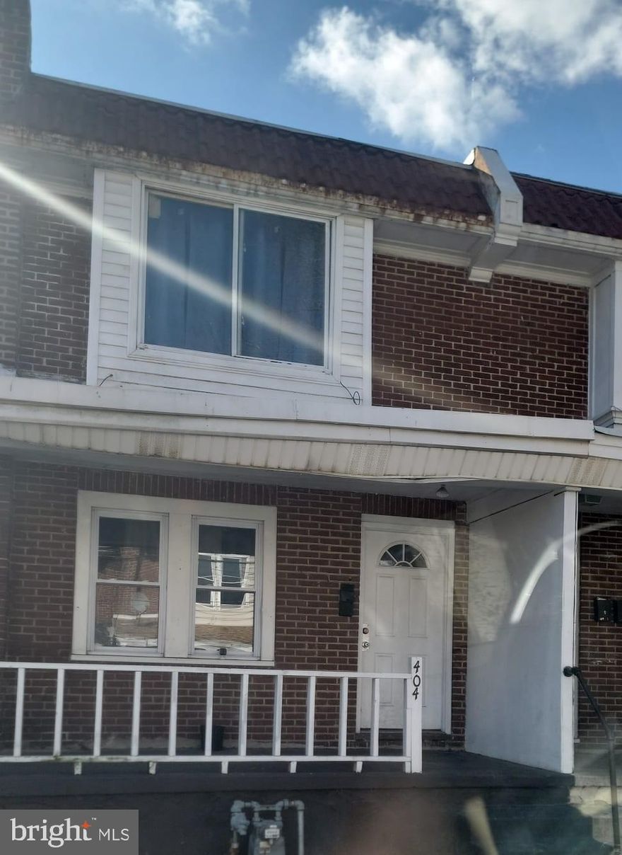 This is a great property. It has been renovated, with hardwood floors in the living area and ceramic tiles throughout the kitchen and dining area. The plumbing and electricity are brand new. The bathroom has been completely renovated, and the basement is cemented. The property has three nice-sized bedrooms, and the roof is new, so it's a great opportunity. the property is currently rented for $ 1350.00 a month.