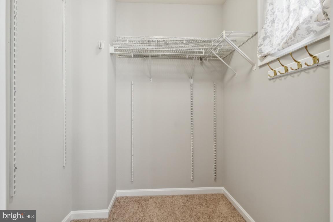 BROADLANDS SOUTH - Residential Lease