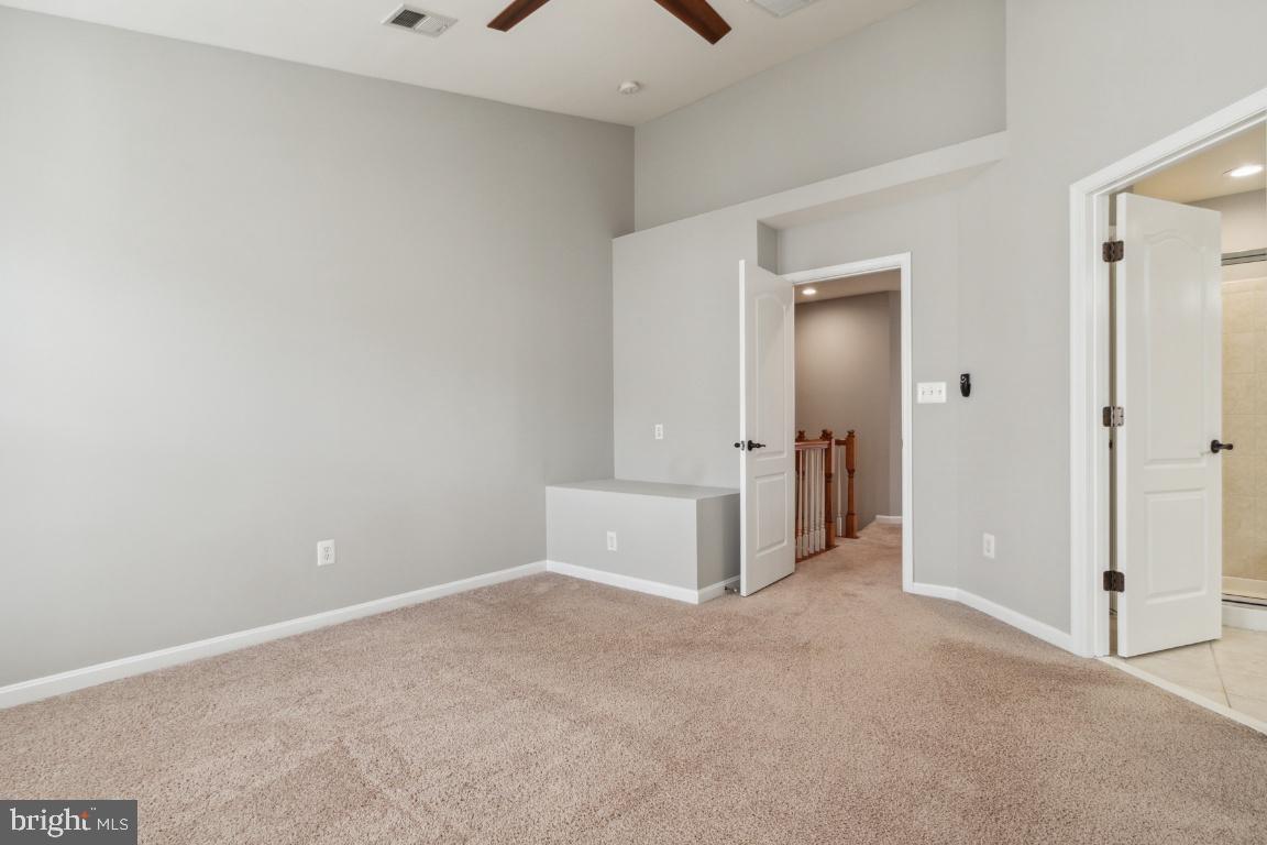 BROADLANDS SOUTH - Residential Lease