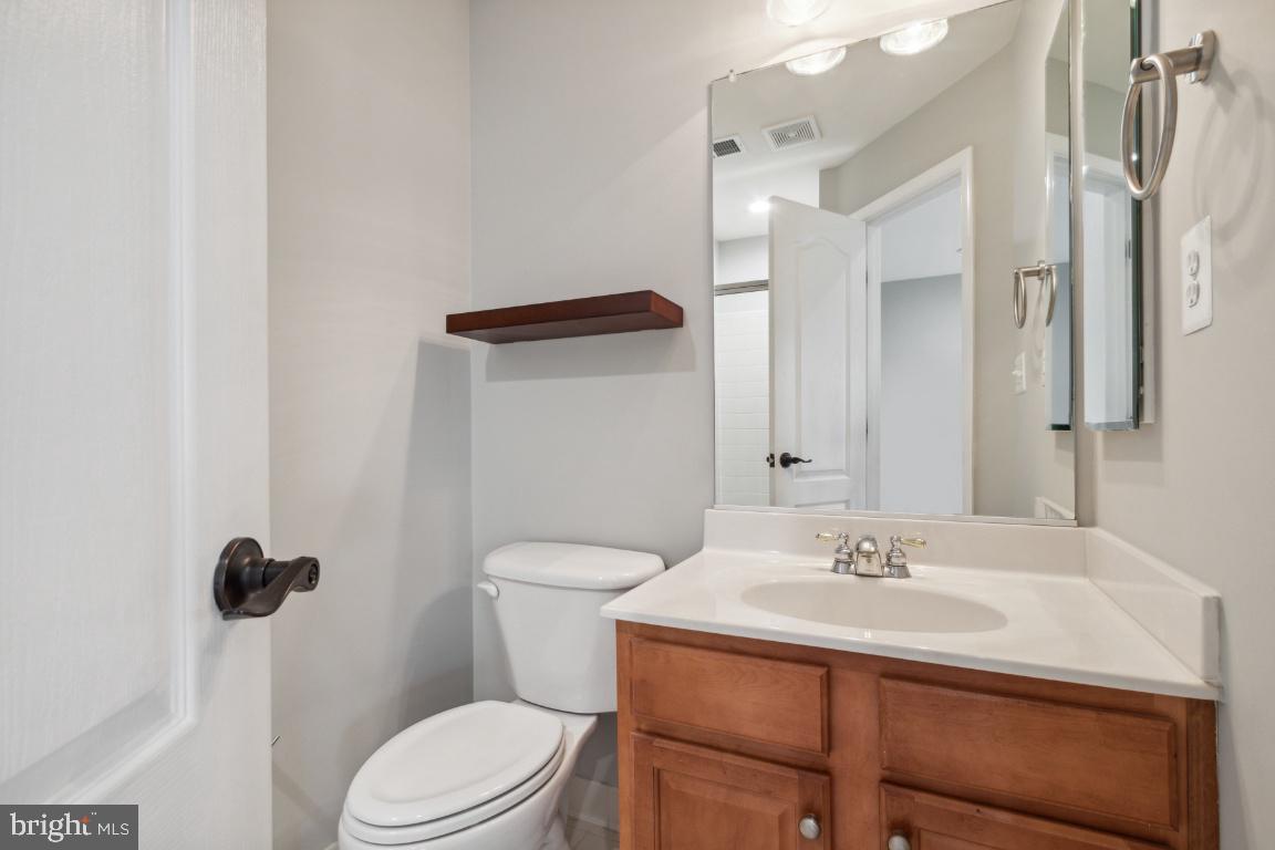 BROADLANDS SOUTH - Residential Lease