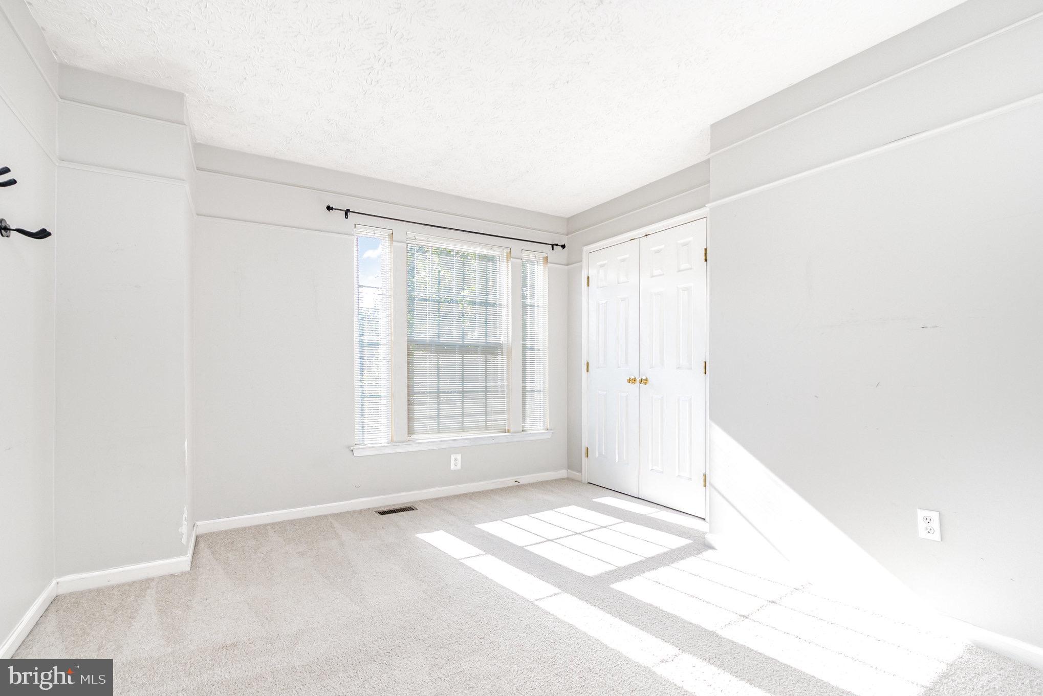 GRACE MANOR - Residential