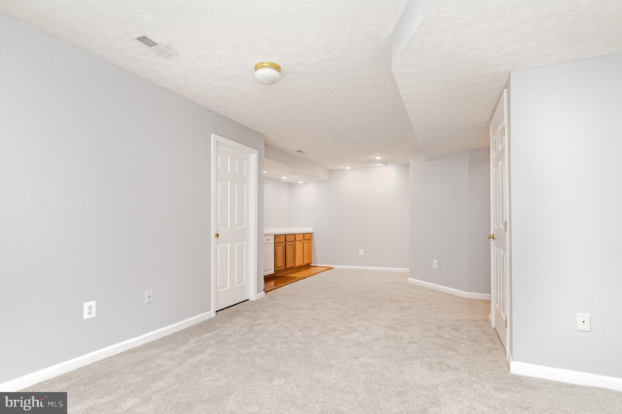 GRACE MANOR - Residential