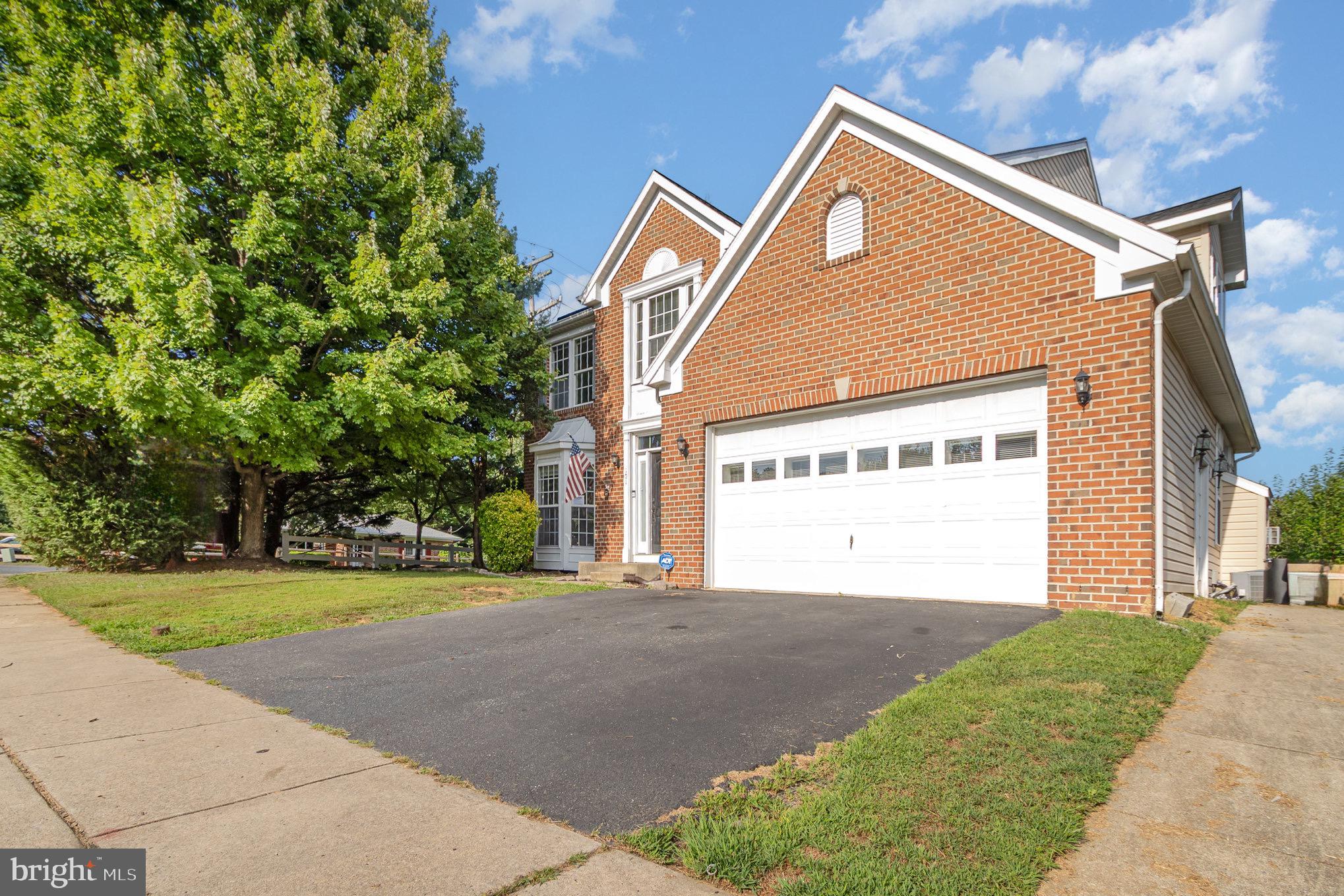 GRACE MANOR - Residential