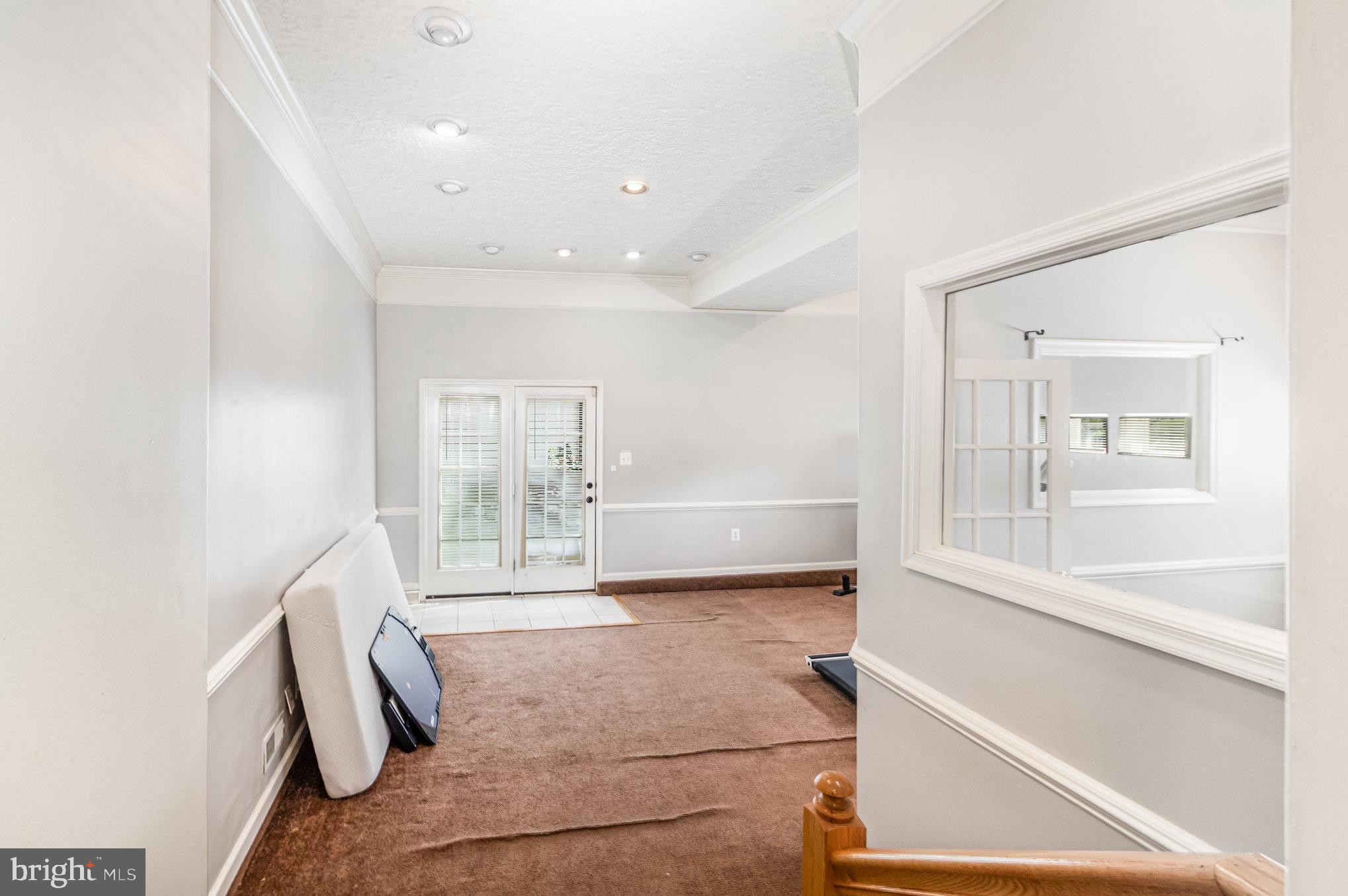 GRACE MANOR - Residential