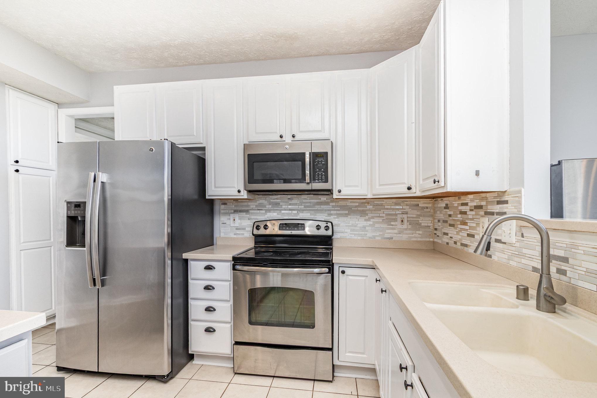 GRACE MANOR - Residential