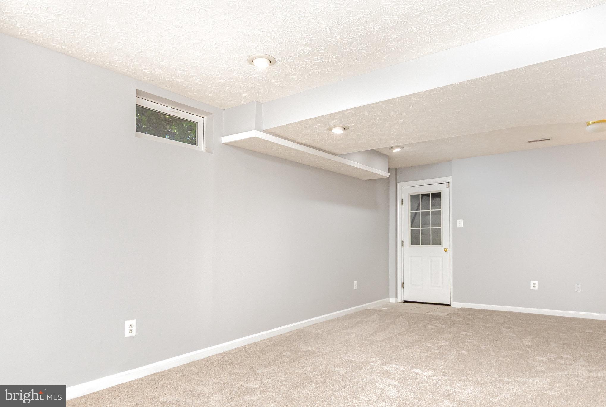 GRACE MANOR - Residential