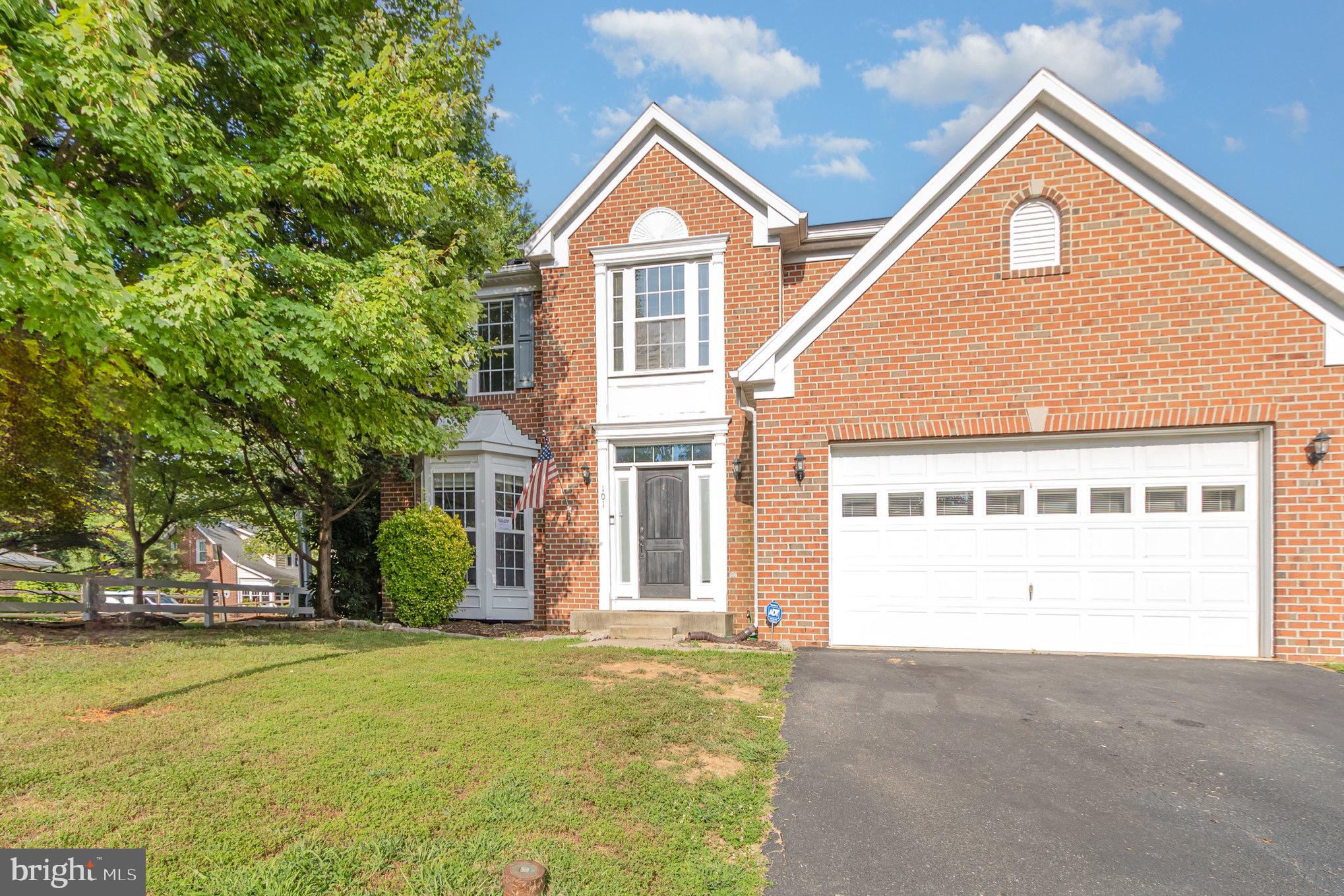 GRACE MANOR - Residential