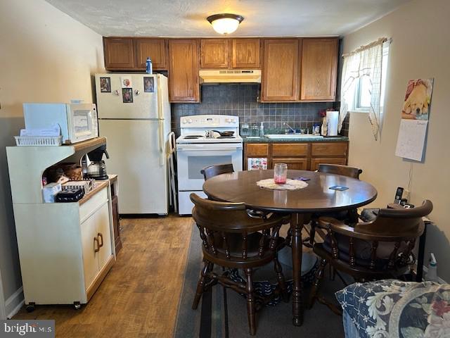 AVON HEIGHTS - Residential